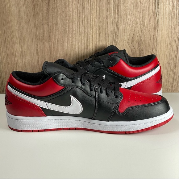 Nike Jordan 1 Low Alternate Bred Toe Chicago Black Red 553558-066 Men’s Size 8 - Picture 4 of 11